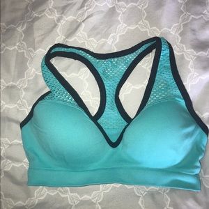 VS PINK SPORTS BRA